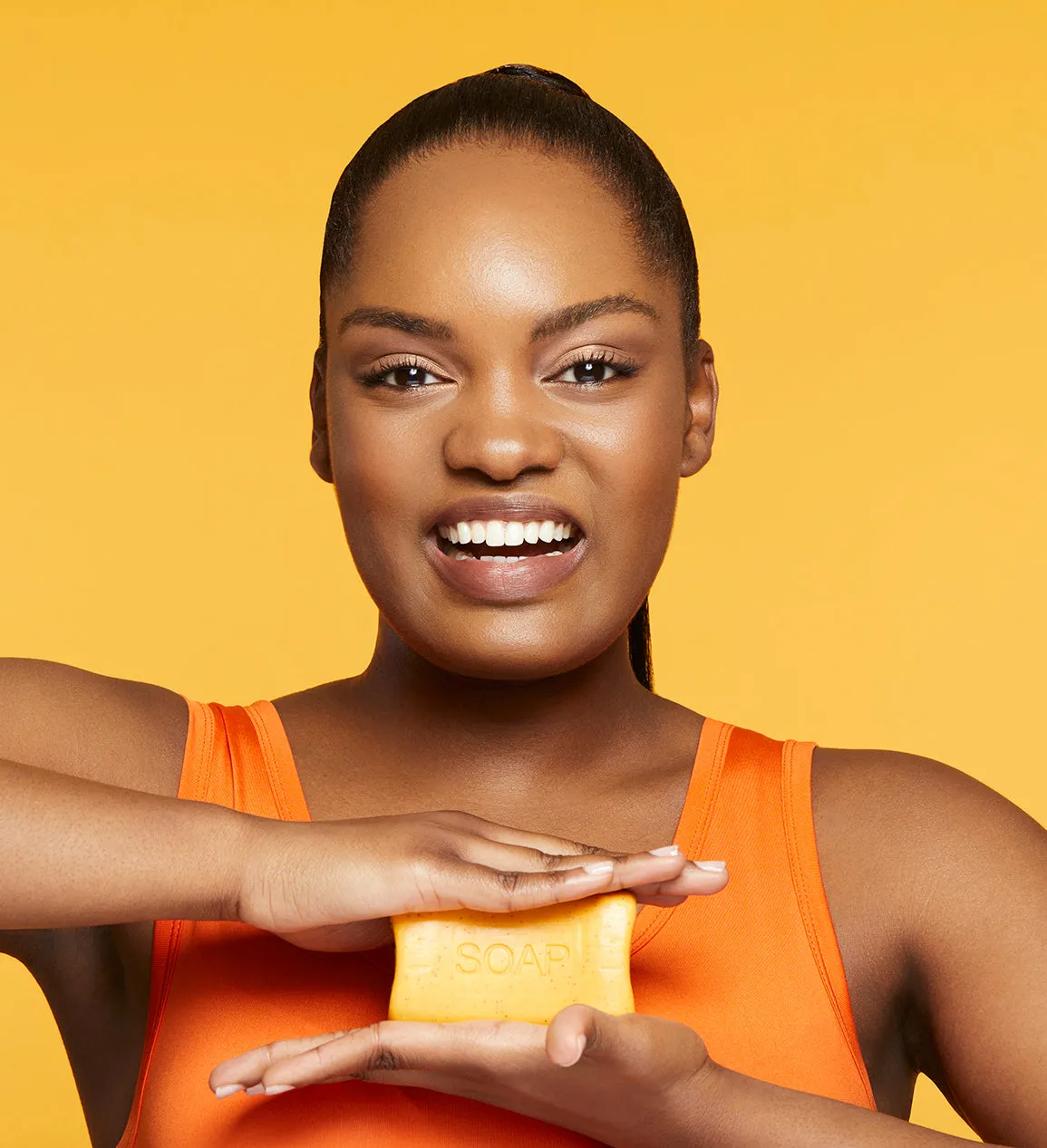 Makari Naturalle Carotonic Extreme Toning Soap